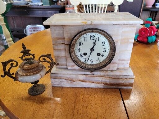 French Onix Mantel Clock Meuaille Vingenti Top Damage