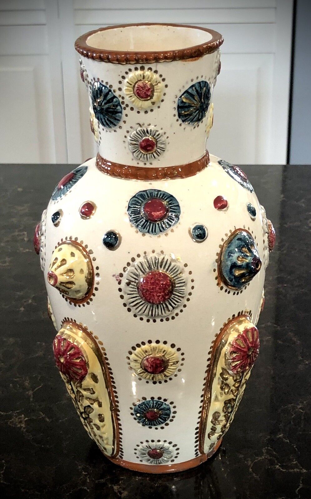 Victorian Majolica Pottery Vase Late 1800s Pomeii