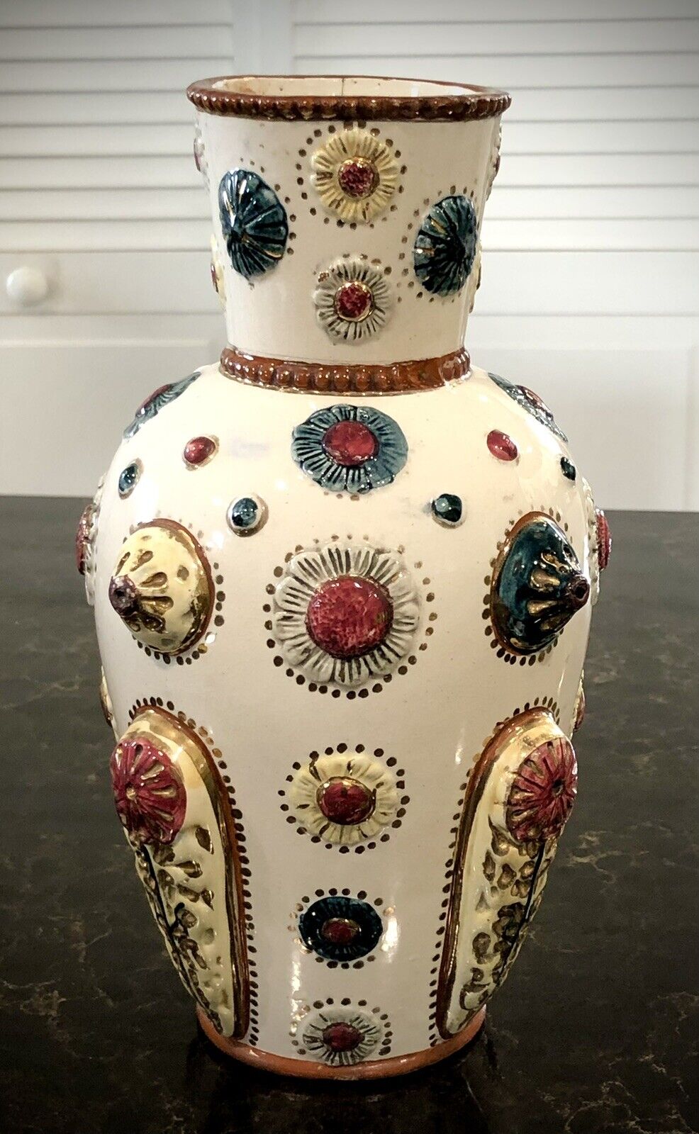 Victorian Majolica Pottery Vase Late 1800s Pomeii