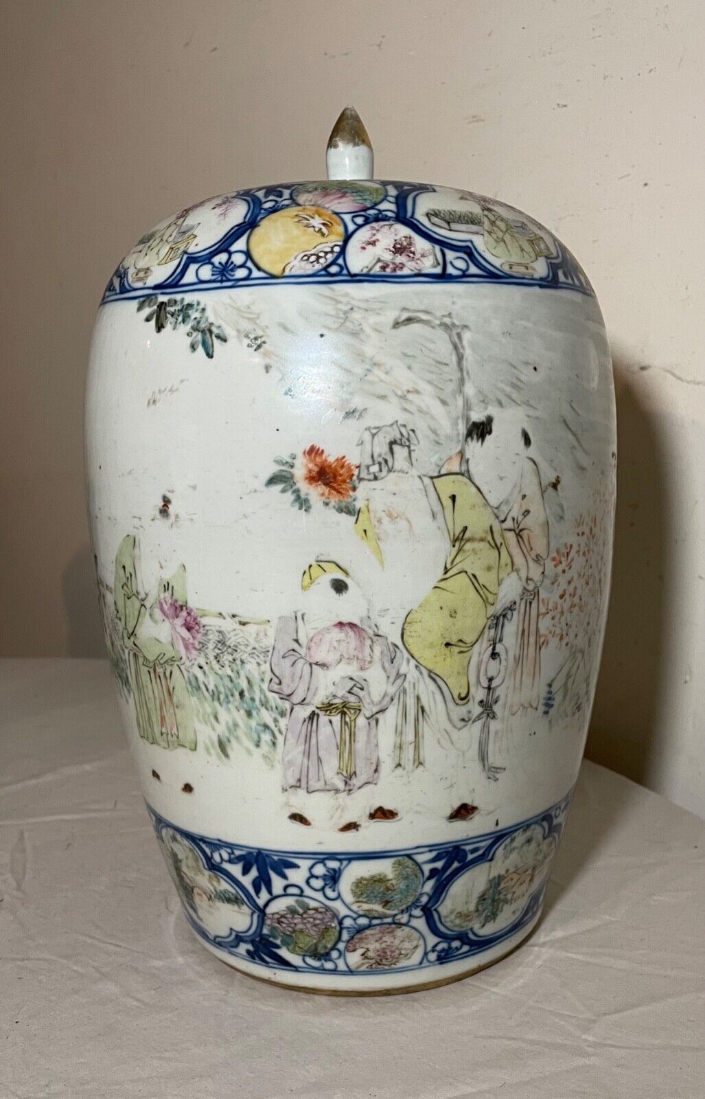 Antique 1700's Chinese Famille Rose Porcelain Ginger Jar