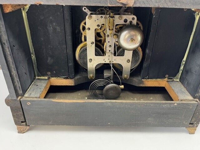 1800's antique wooden mantel clock