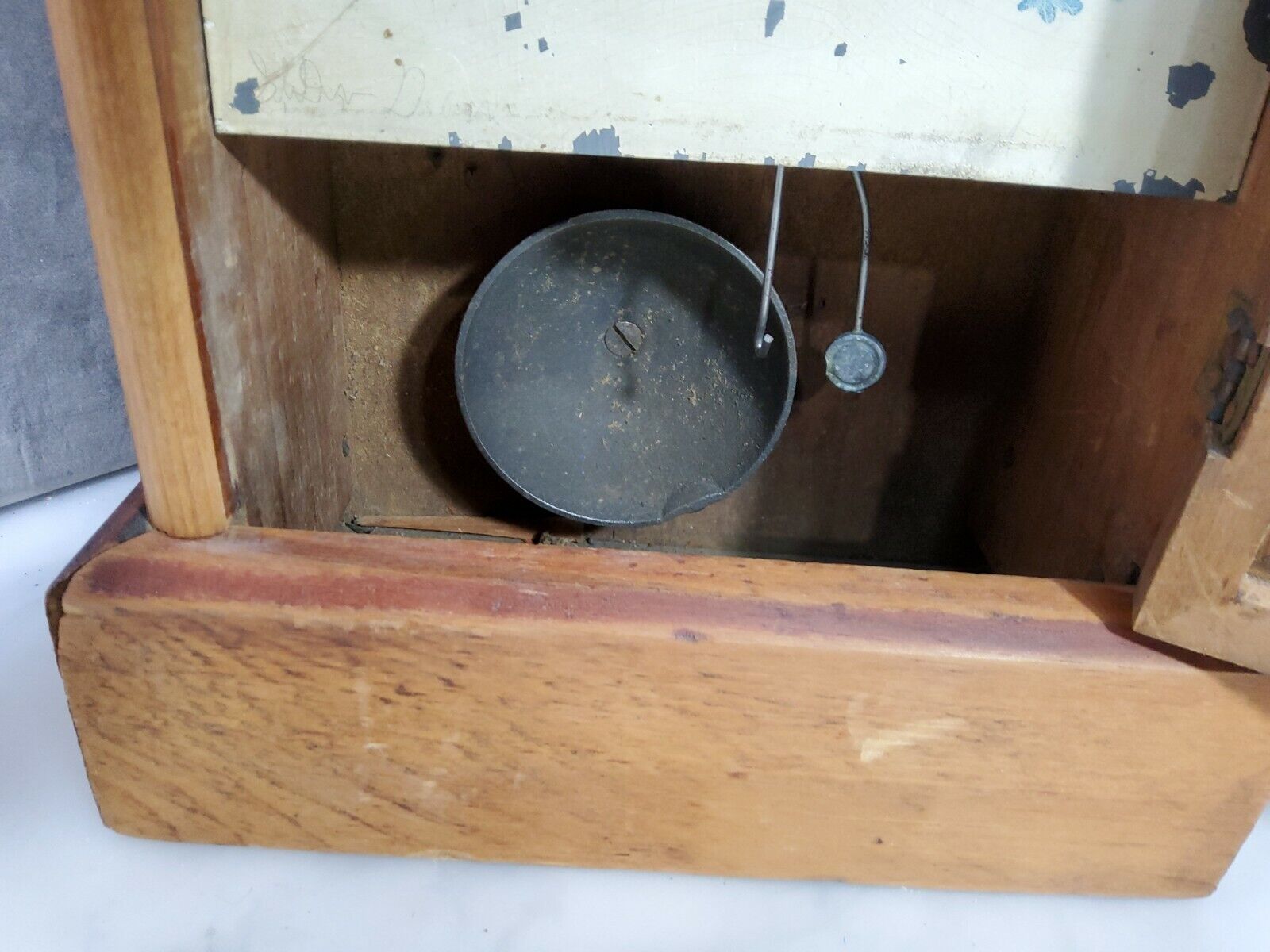 1887 Connecticut 30 Hour Alarm Clock with Key