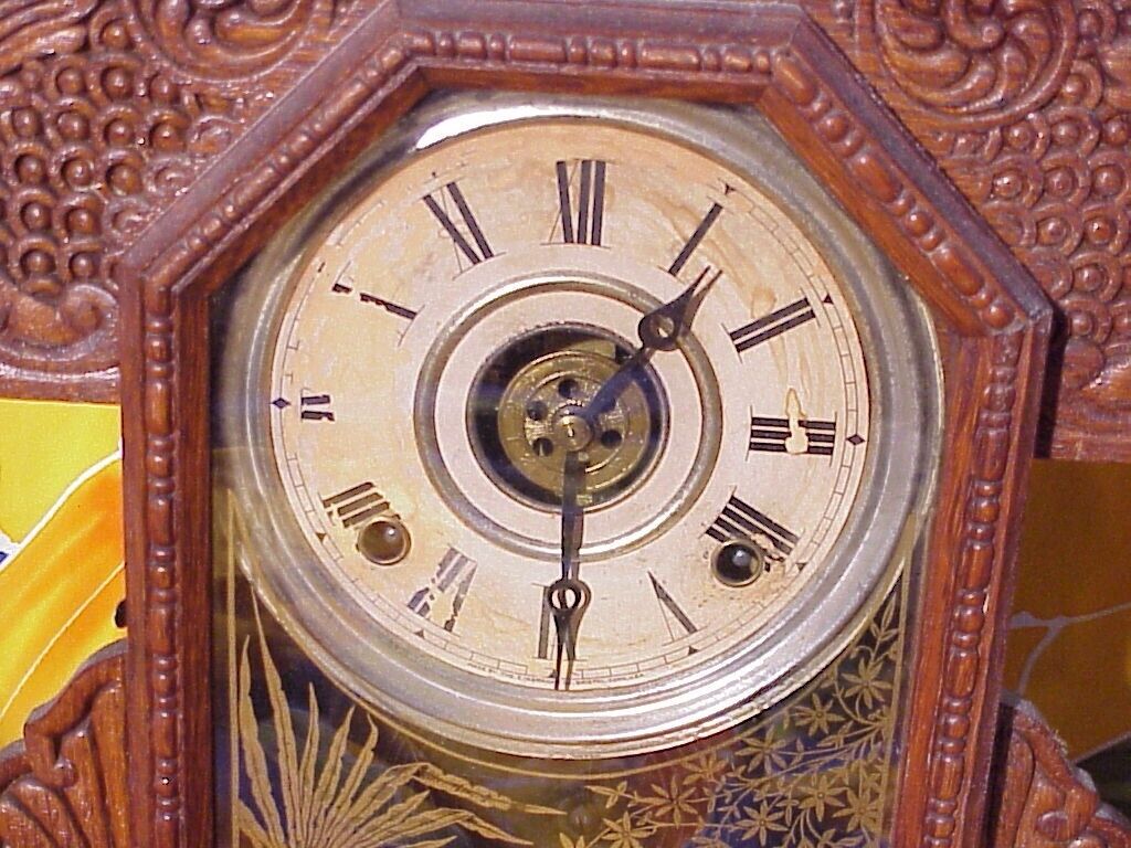 Vintage Gingerbread Clock from 1800s/early 1900s - Unknown Manufacturer
