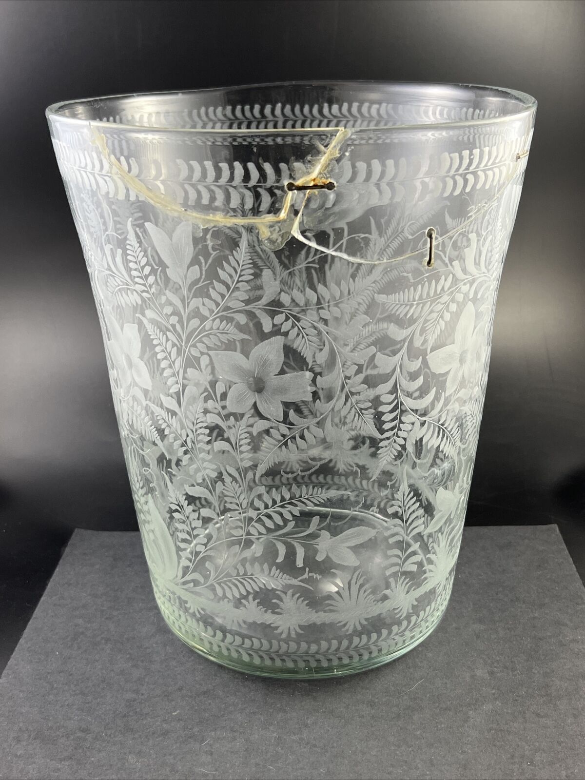 18th Century Cut Wheel Engraved Glass Grape Rinser