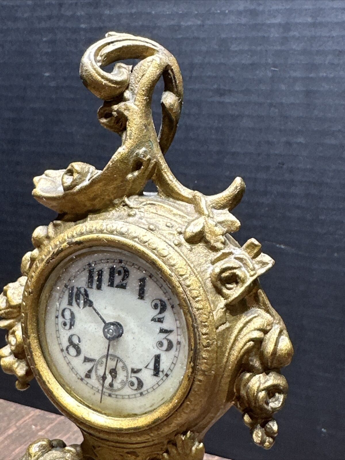 Bronze Cherub Clock for Table or Mantel Display