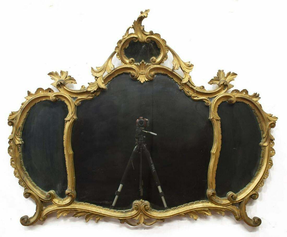 Italian Venetian Giltwood Antique Wall Mirror from Early 1900s