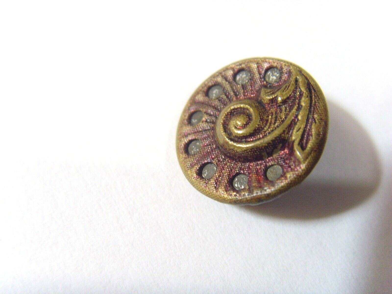 1800s metal floral botanical collector button with mirror