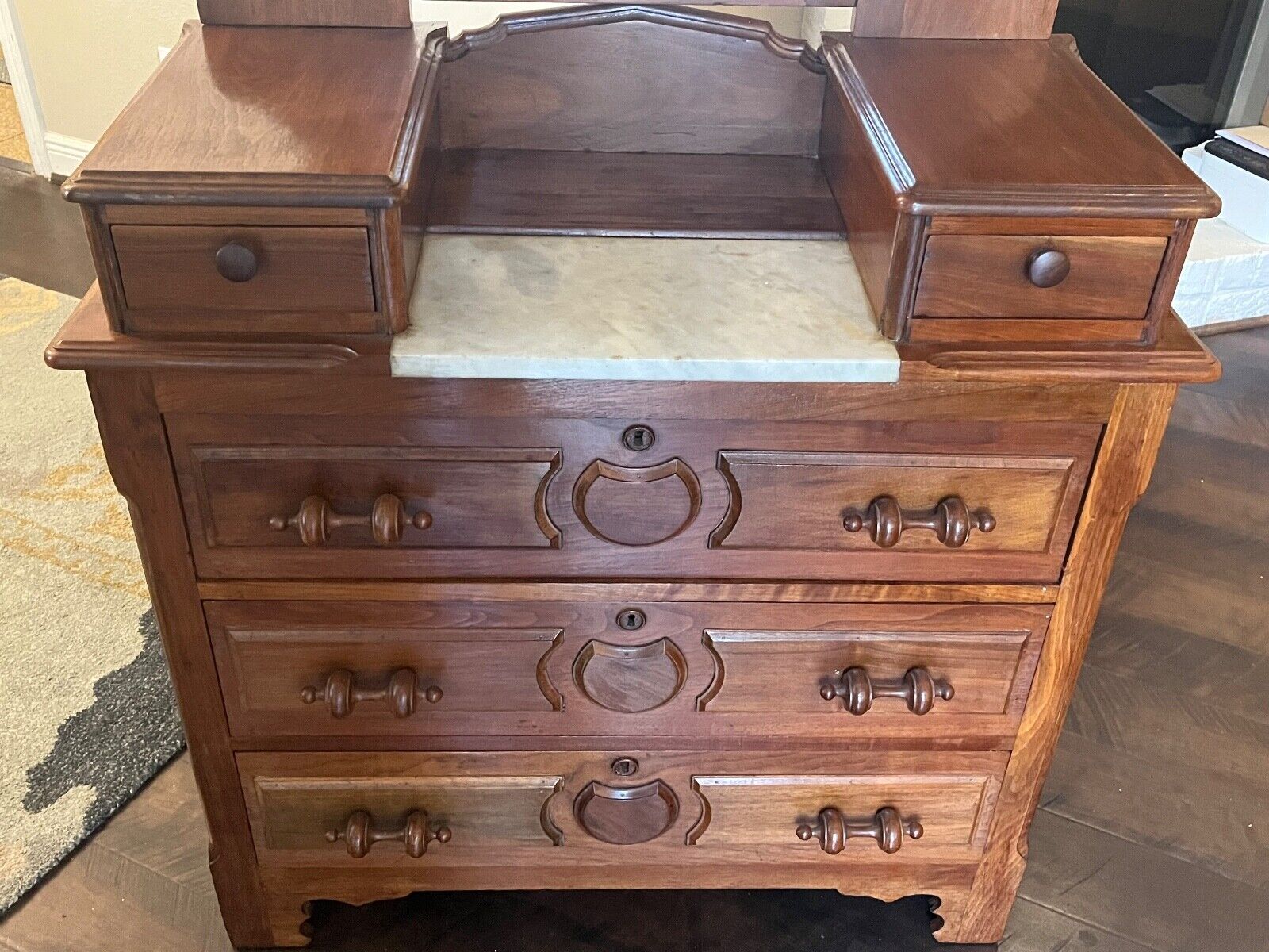 Late 1800's Victorian Walnut 5-drawer Dresser