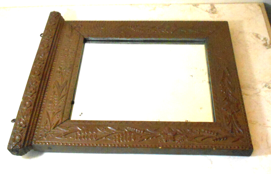 1800s Antique Mirror with Fern Floral Gesso Frame