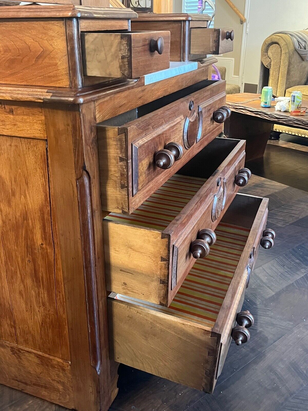 Late 1800's Victorian Walnut 5-drawer Dresser