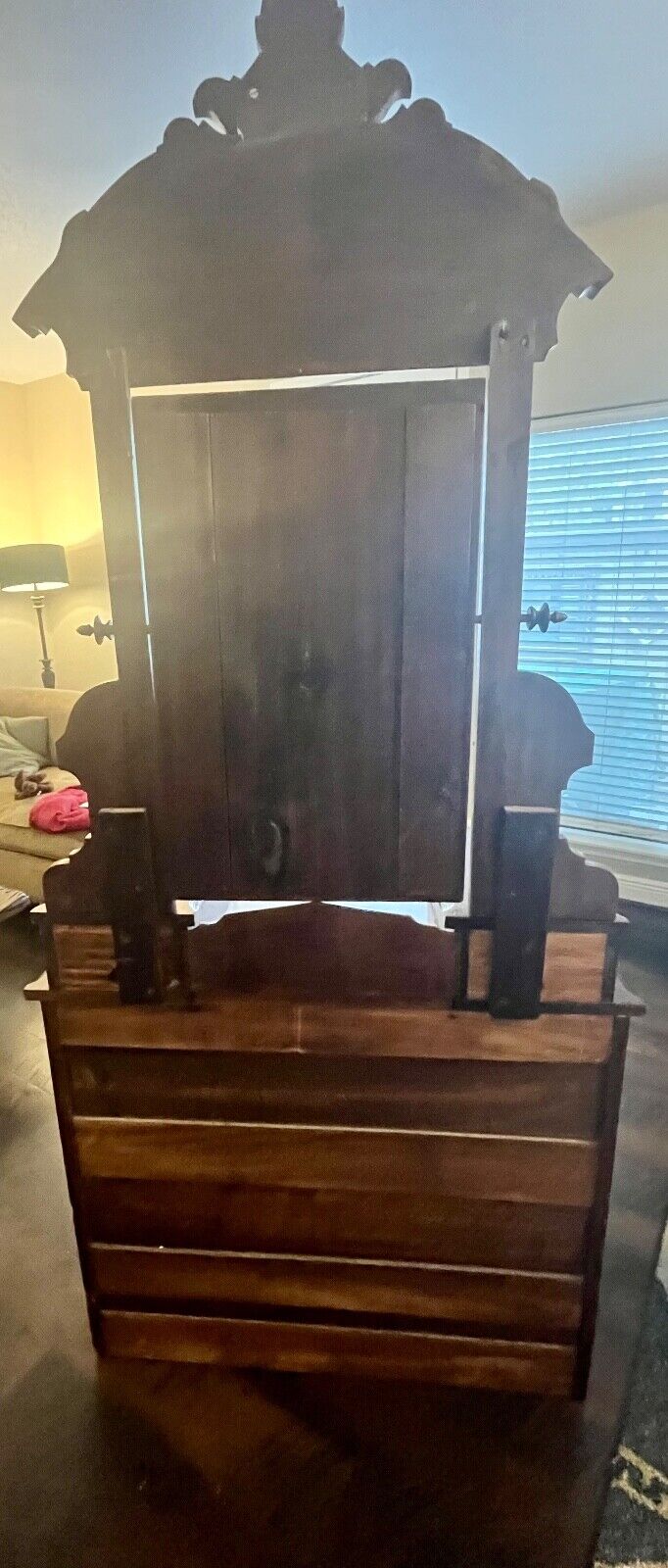 Late 1800's Victorian Walnut 5-drawer Dresser