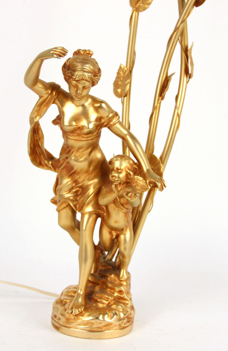 French Belle Epoque Ferville Suan Bronze Sculpture Lamp