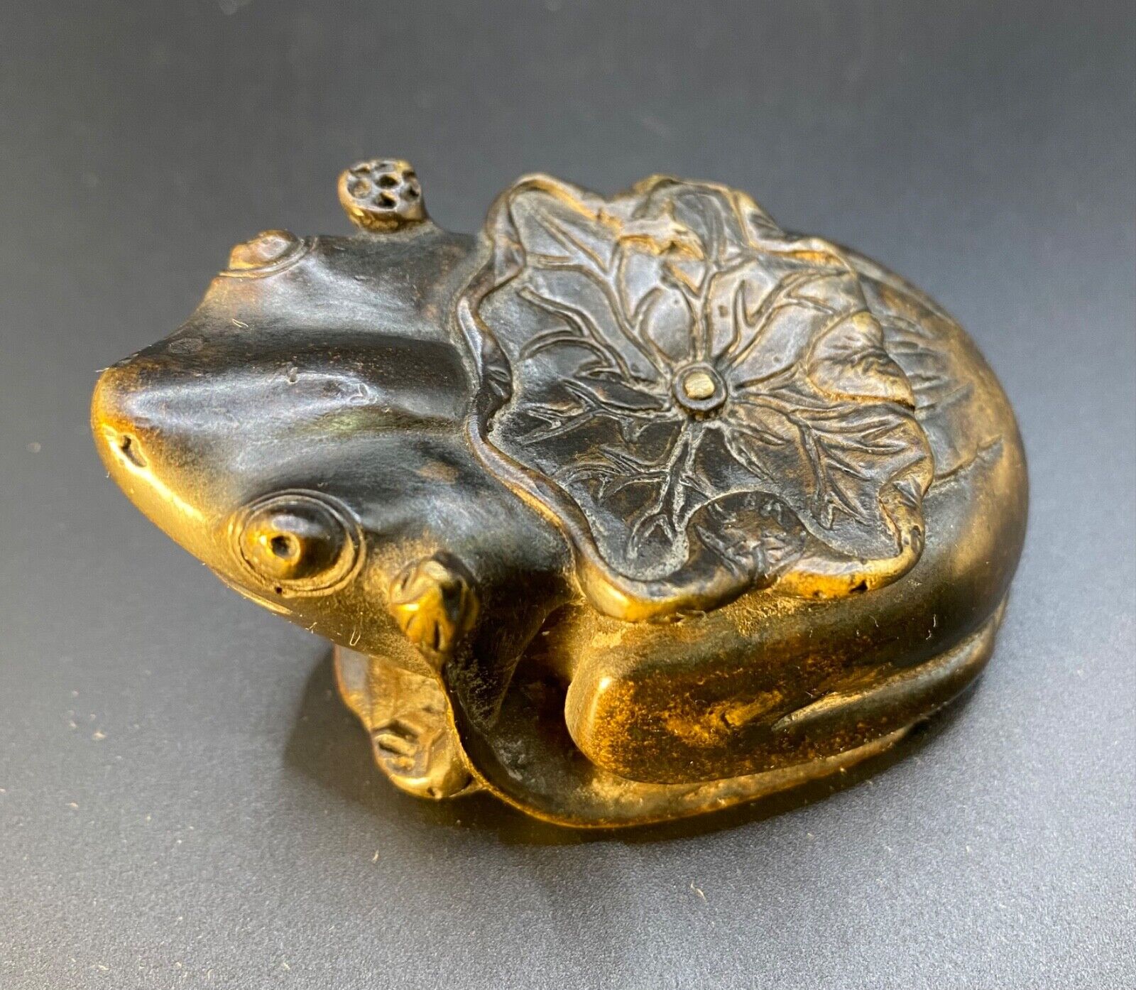 Antique Bronze Frog Lotus Paperweight - Stunning Artwork