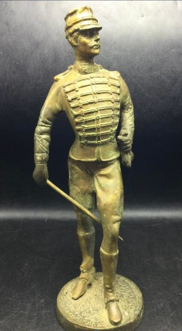 French Military Soldier Hussar Bronze Sculpture Antique Vintage 14.5