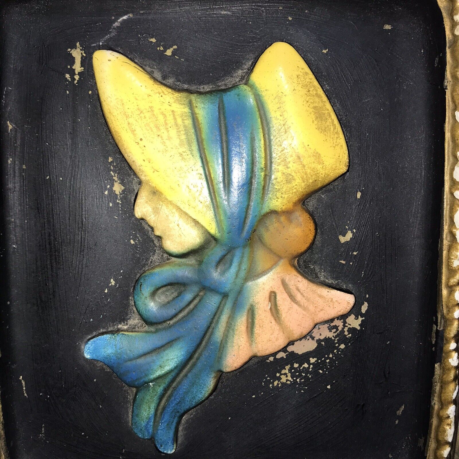 Vintage Chalkware Silhouette Plaques 1800s Man Woman Wall Art