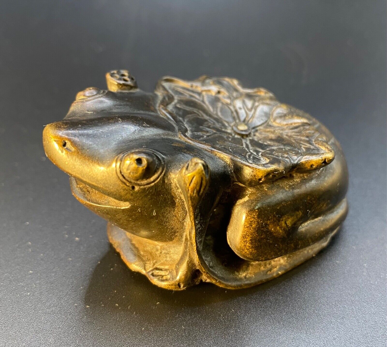 Antique Bronze Frog Lotus Paperweight - Stunning Artwork