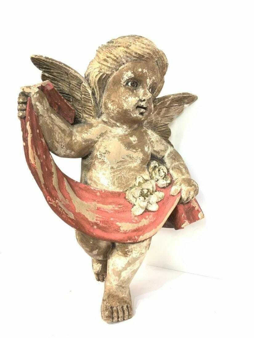 Angel figurine from the Baroque era