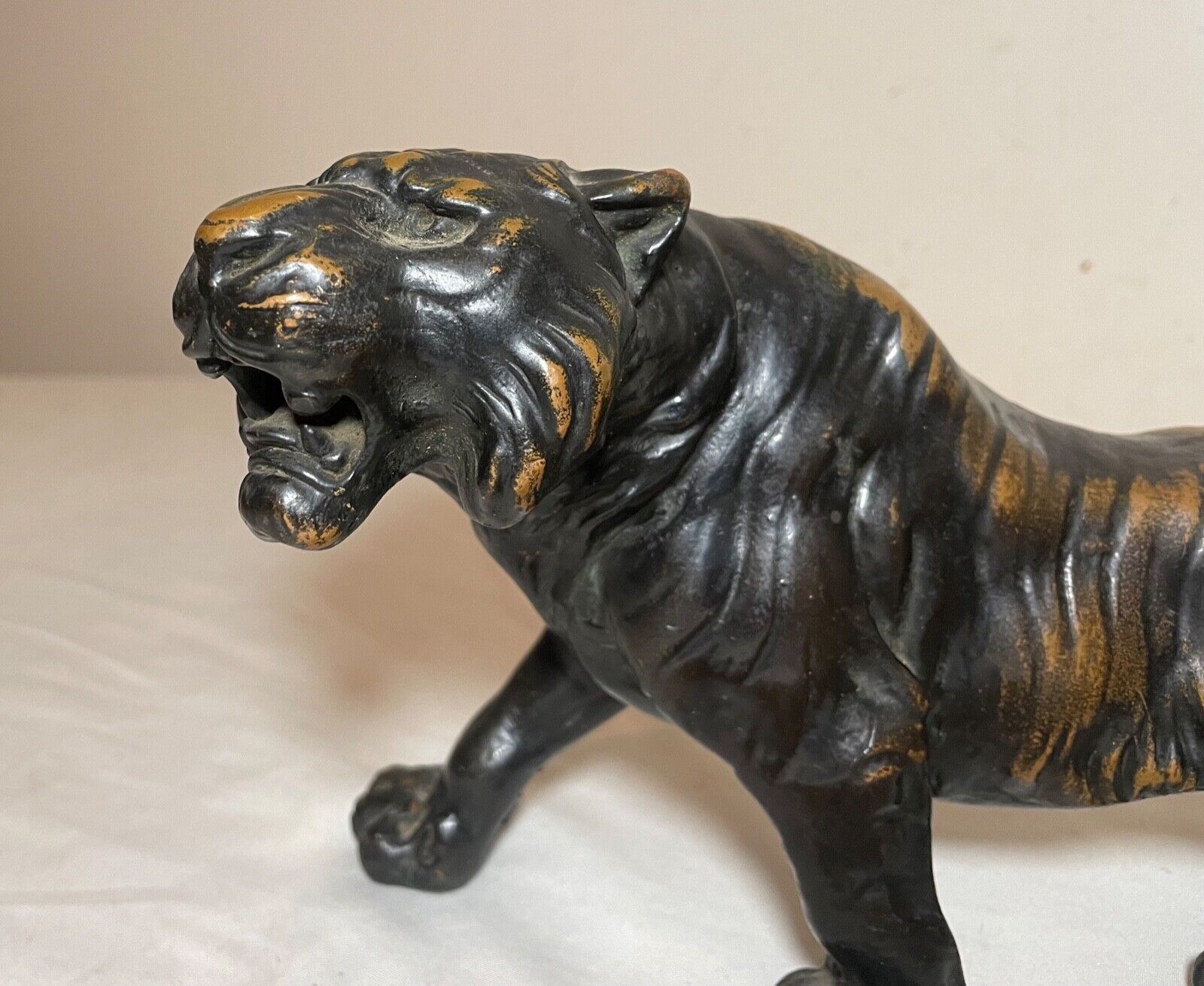 1800's Bronze Clad Tiger Lion Statue Sculpture/Typography