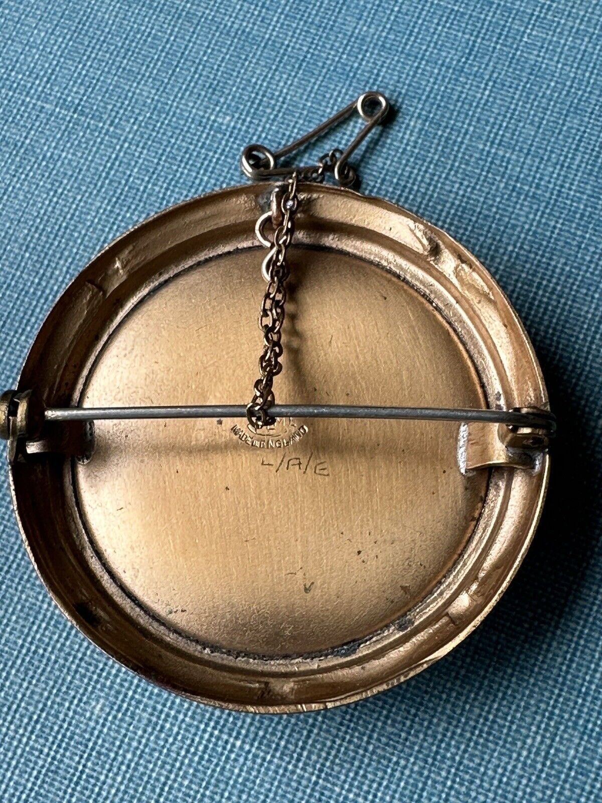 1900s English Thomas L Mott gold filled brooch