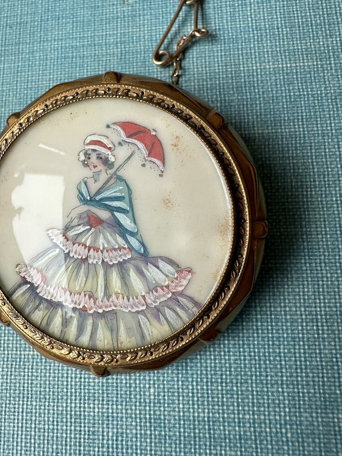 1900s English Thomas L Mott gold filled brooch