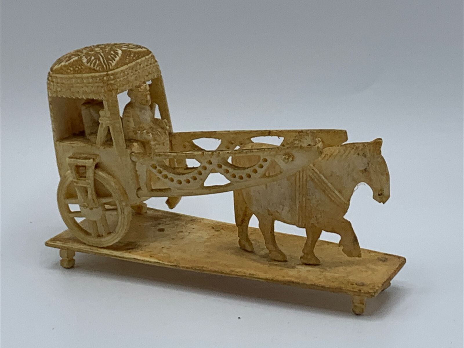 Late 1700s Inuit / Asian / Indian Chariot Artifact