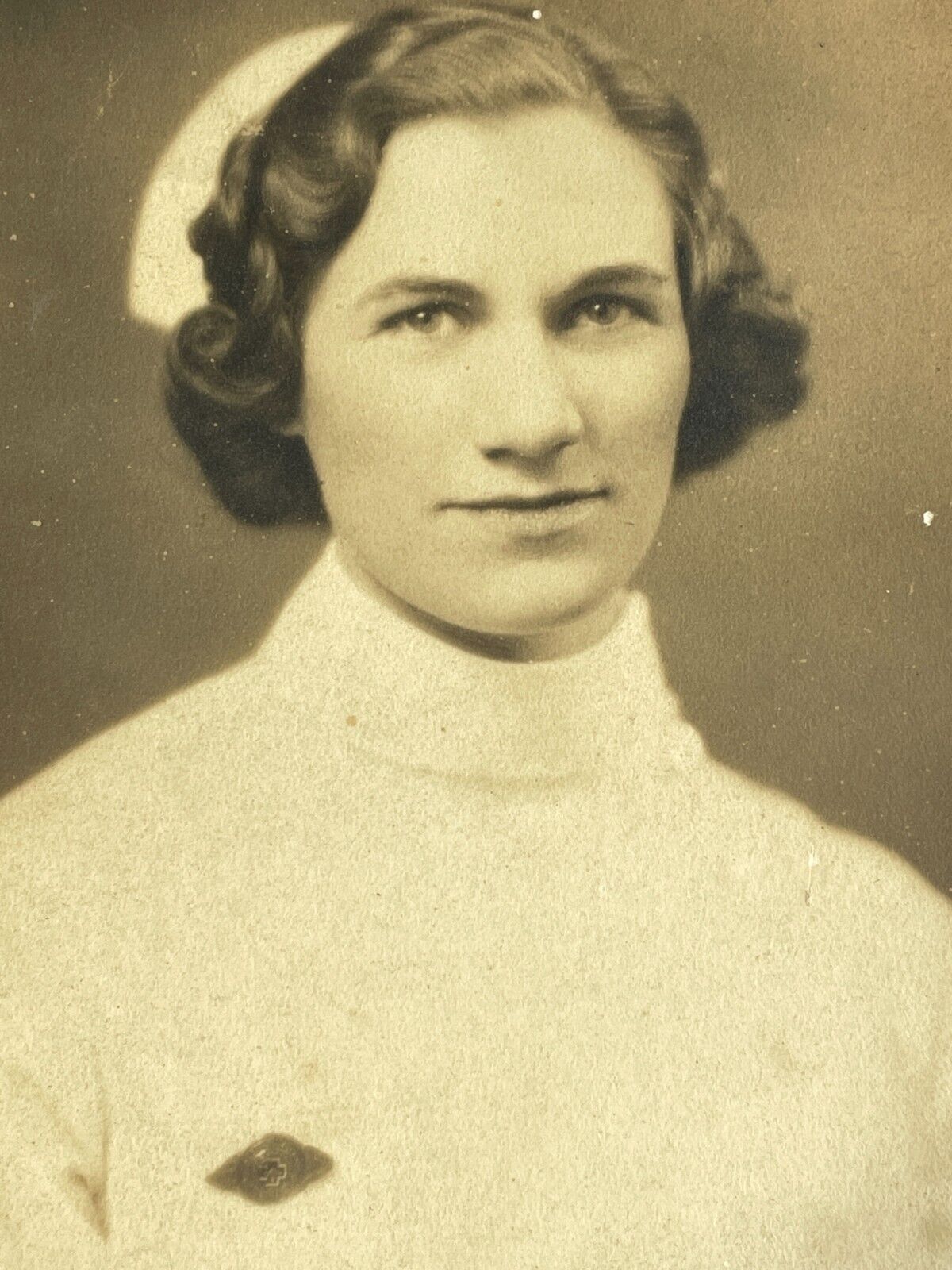 Antique Nurse Cabinet Card Photograph 1900-1910's