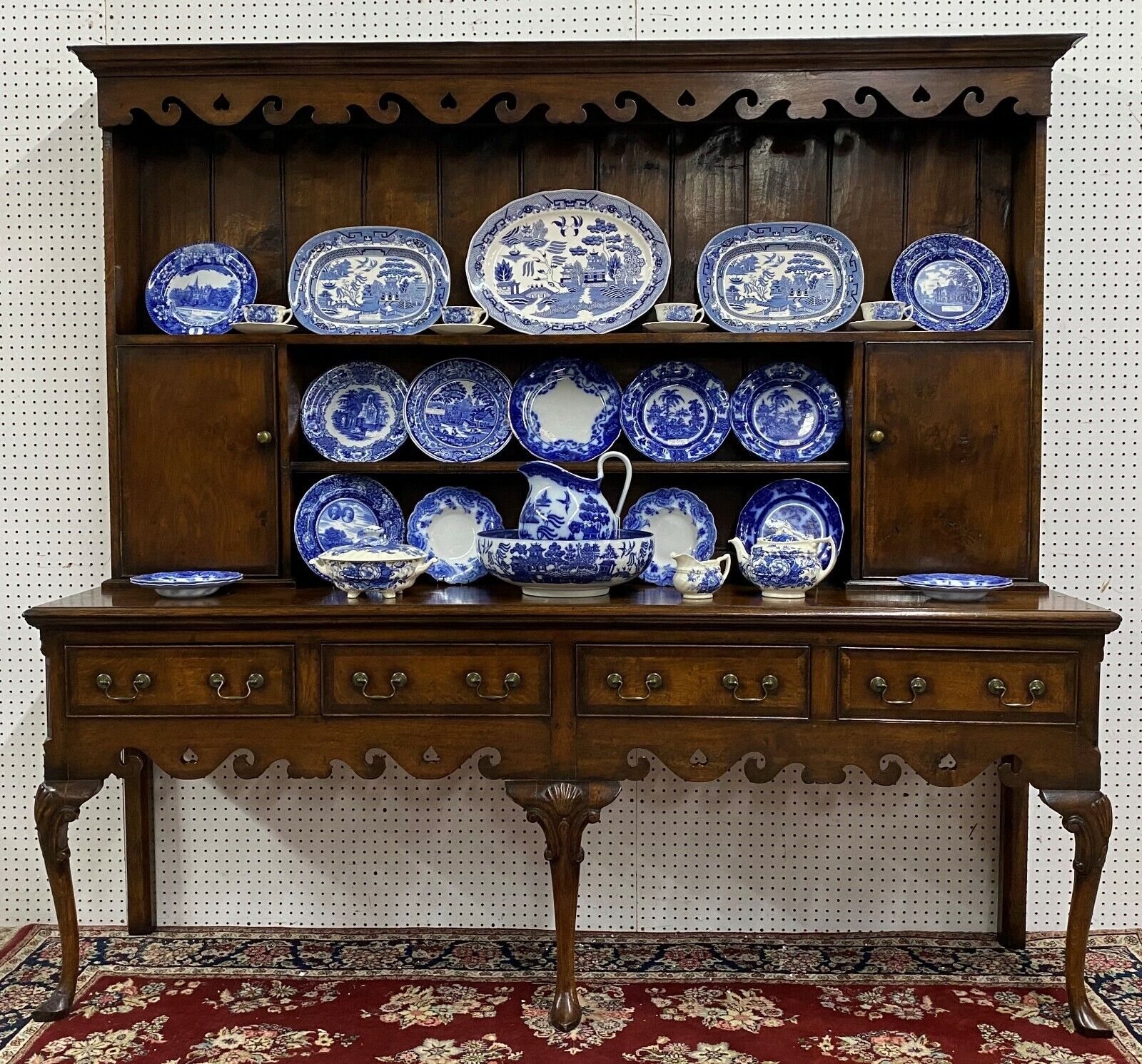 1910 - 1920 Cabinets 