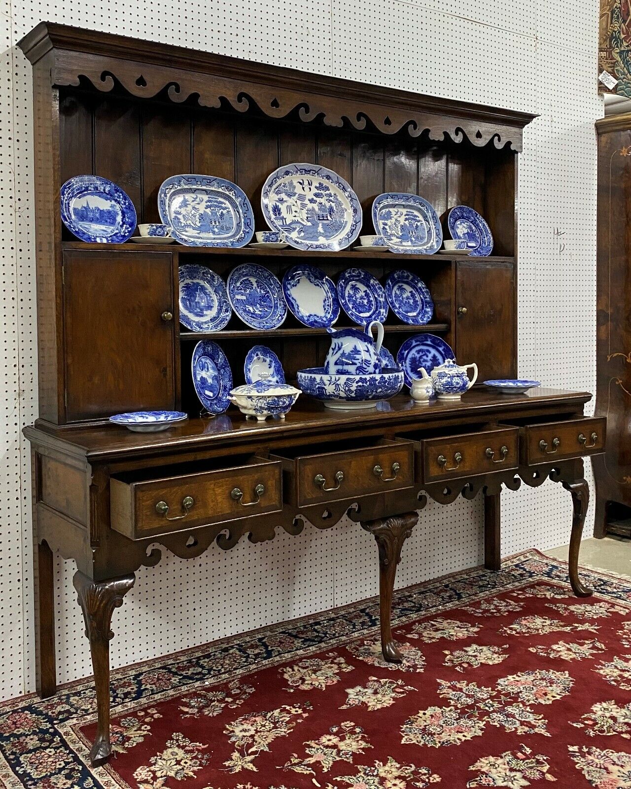 Vintage Welsh oak cupboard with four drawers (1920s)