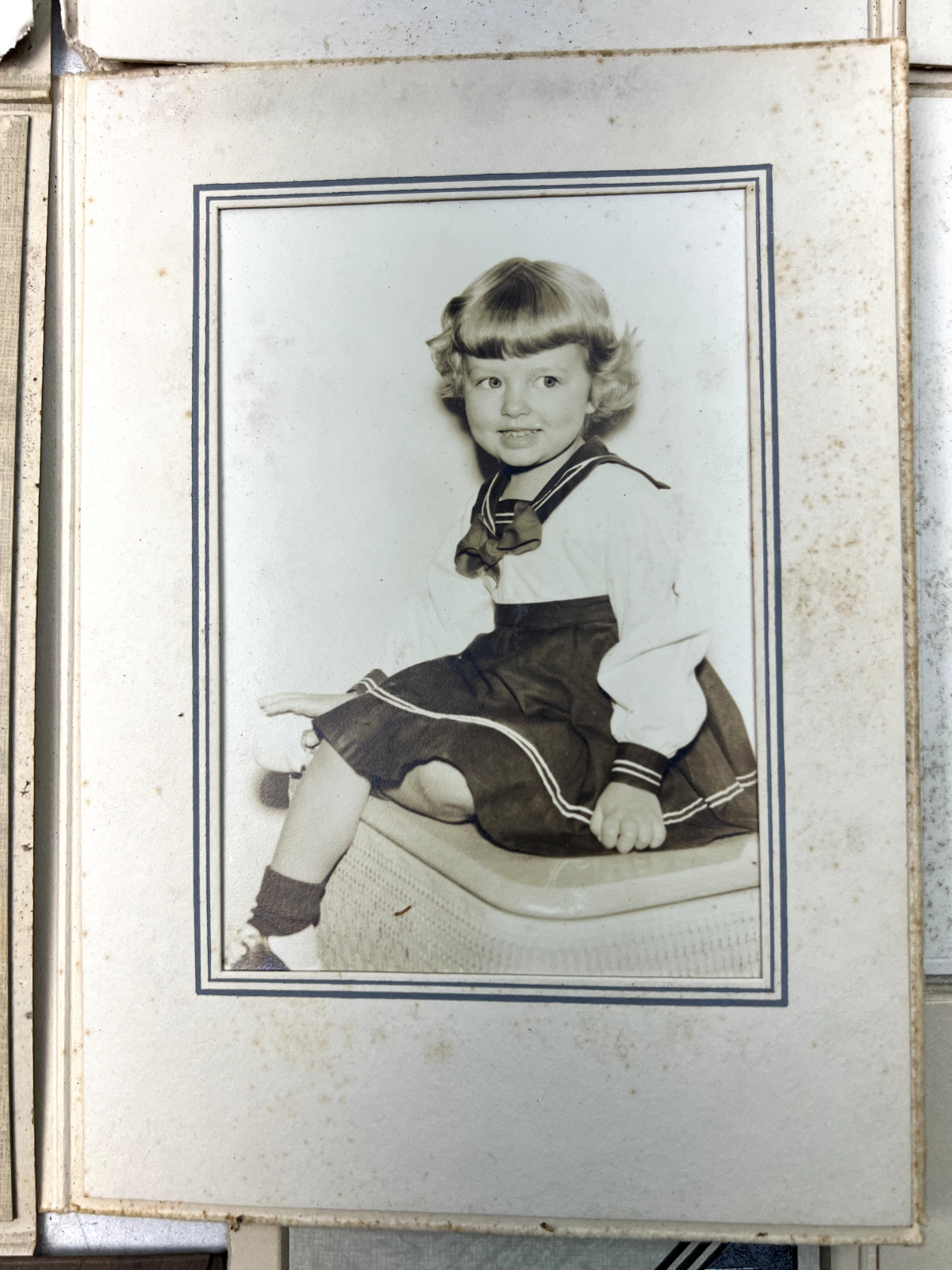 Lot of 12 Antique 1920s-1930s Cabinet Card Photos