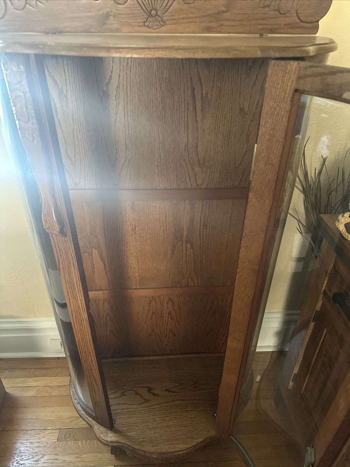Victorian Oak Wood Curved Glass Lion Paw China Cabinet