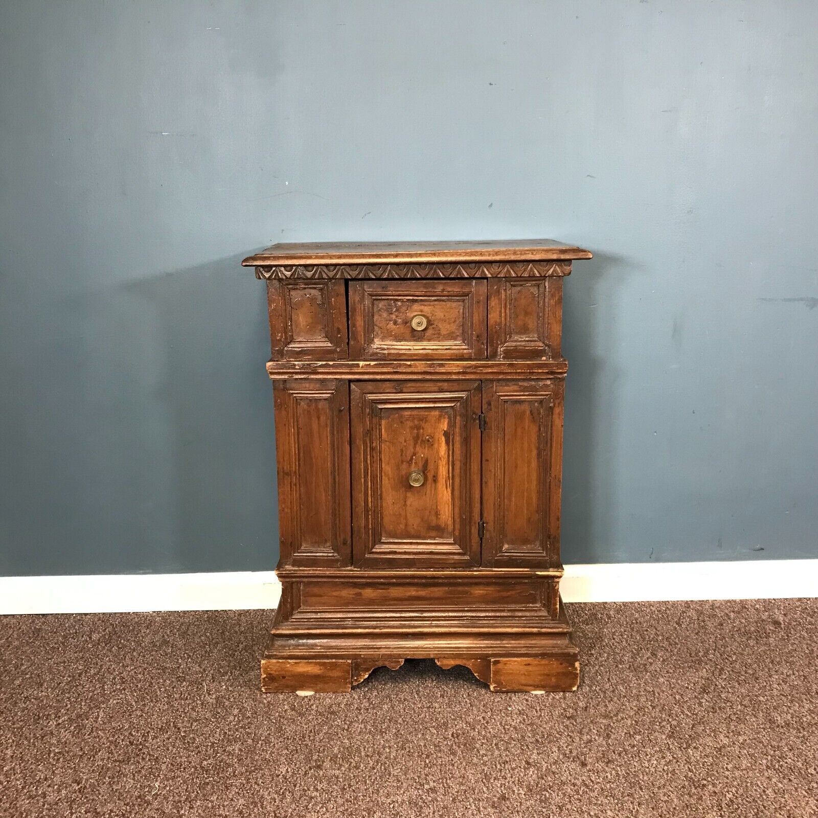 1700s Continental Small Cabinet / Stand