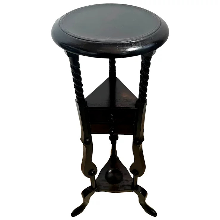 Victorian Small Round Table with Two Drawers