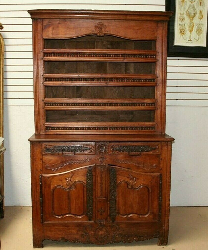 French Renaissance Vaisselier Cabinet - 1700s China Display