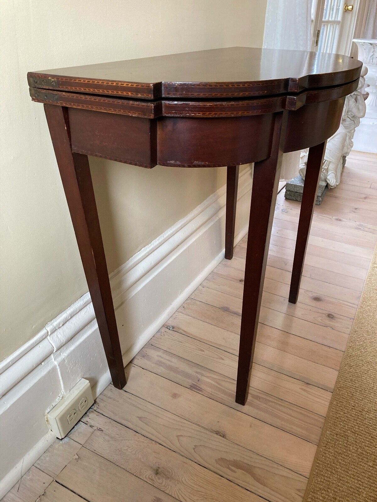 Ornate Inlaid Hepplewhite Style Mahogany Card Table