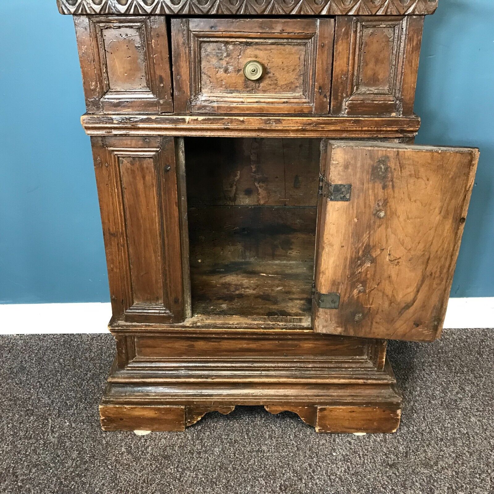 1700s Continental Small Cabinet / Stand