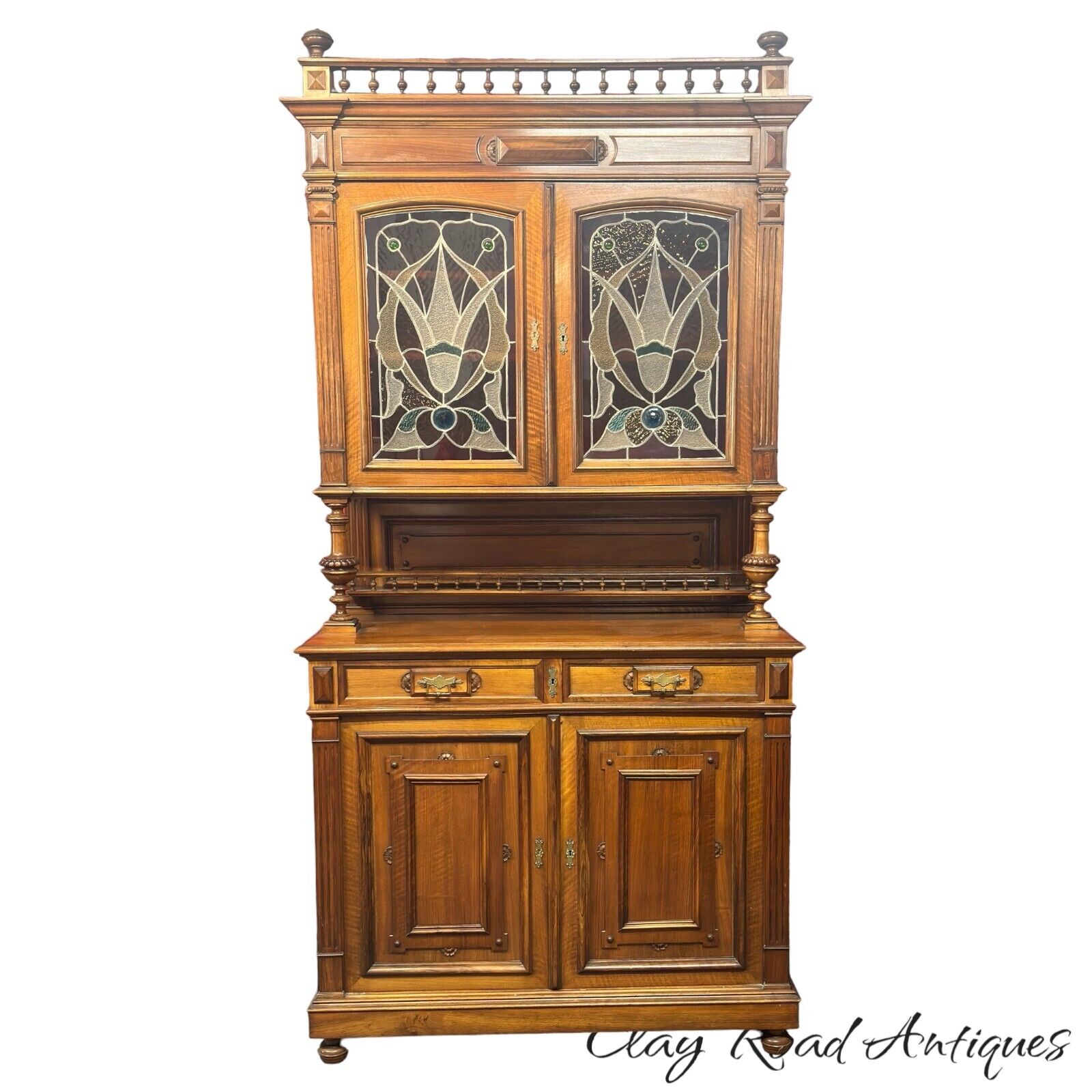 French Victorian walnut stained glass cupboard from 1880s
