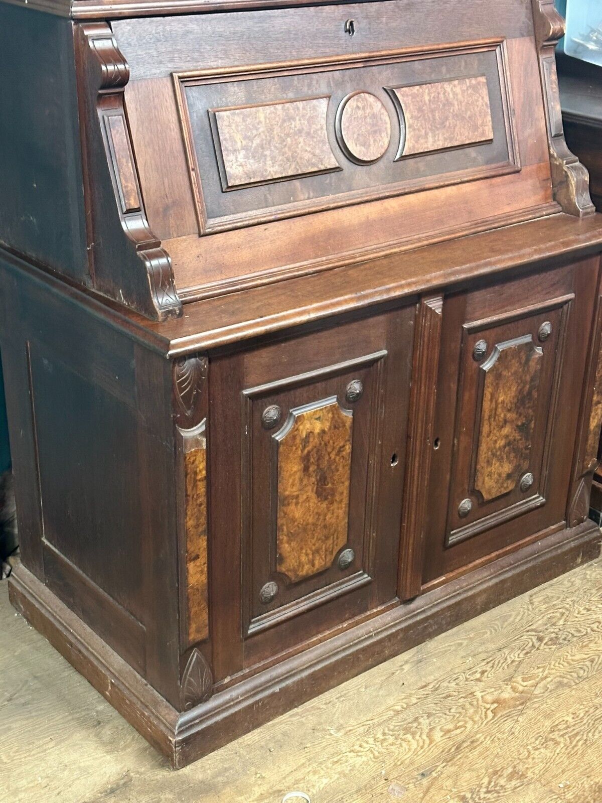 Victorian burl walnut cabinet bookcase desk - 1860s