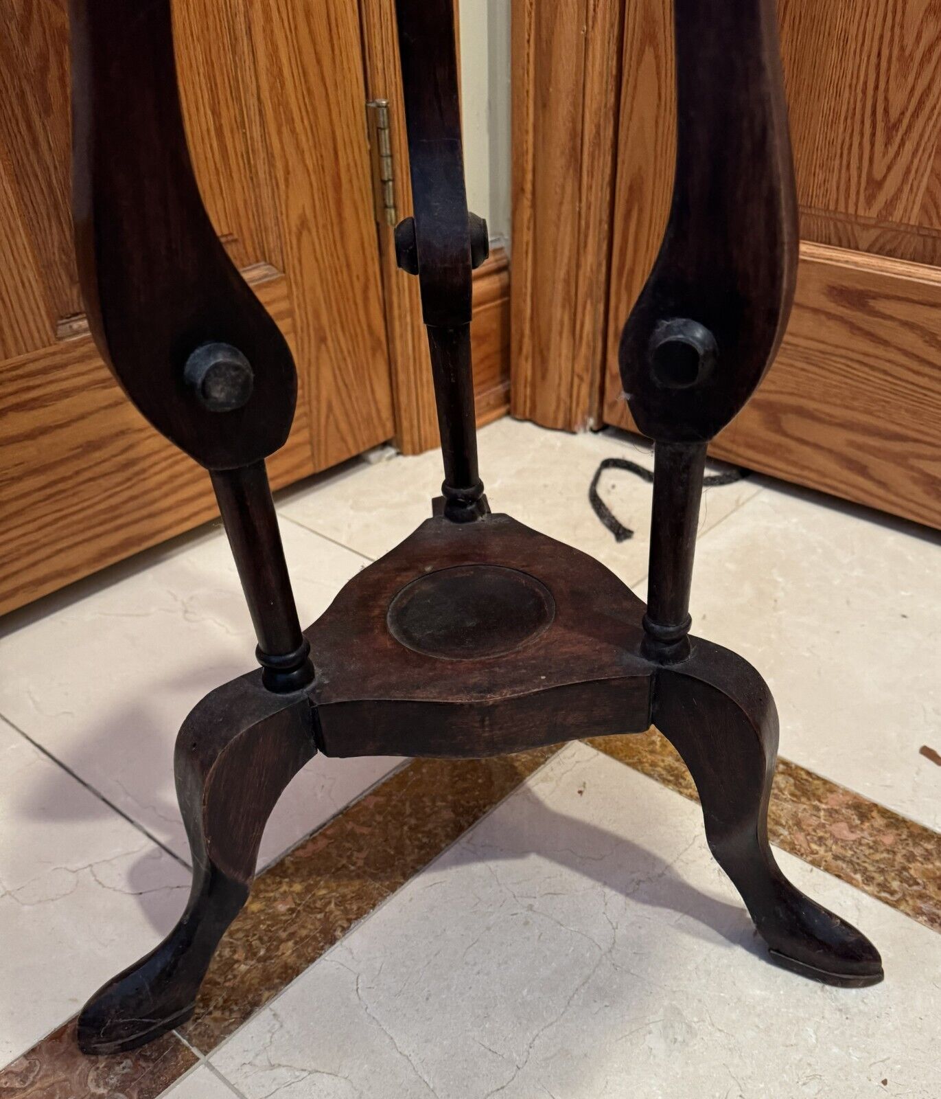 Victorian Round Small Table with Two Drawers
