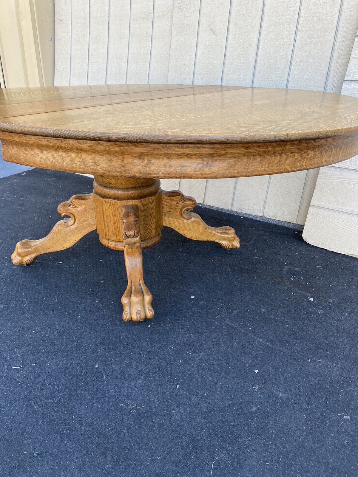 Victorian Oak Dining Table with Two Leaf Extensions