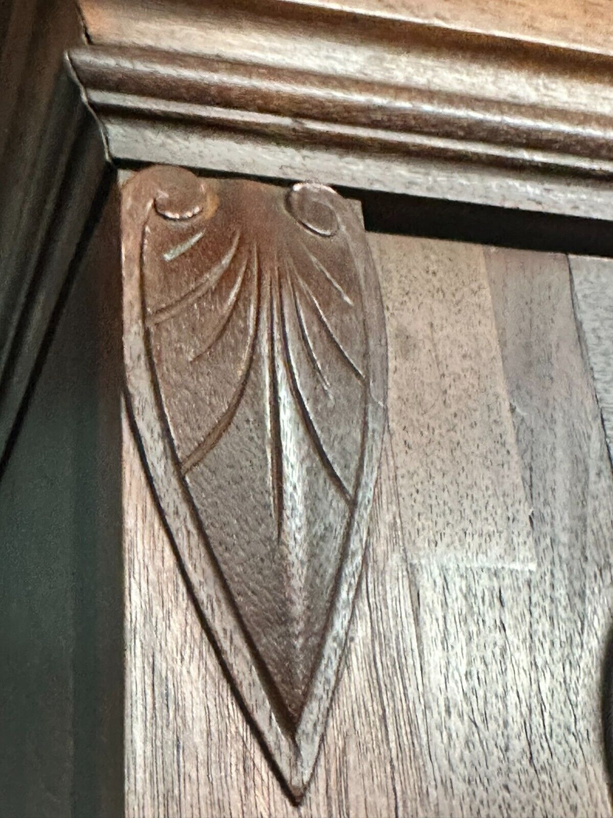 Victorian burl walnut cabinet bookcase desk - 1860s