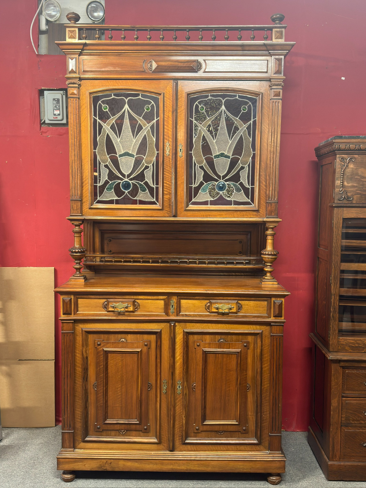 French Victorian walnut stained glass cupboard from 1880s
