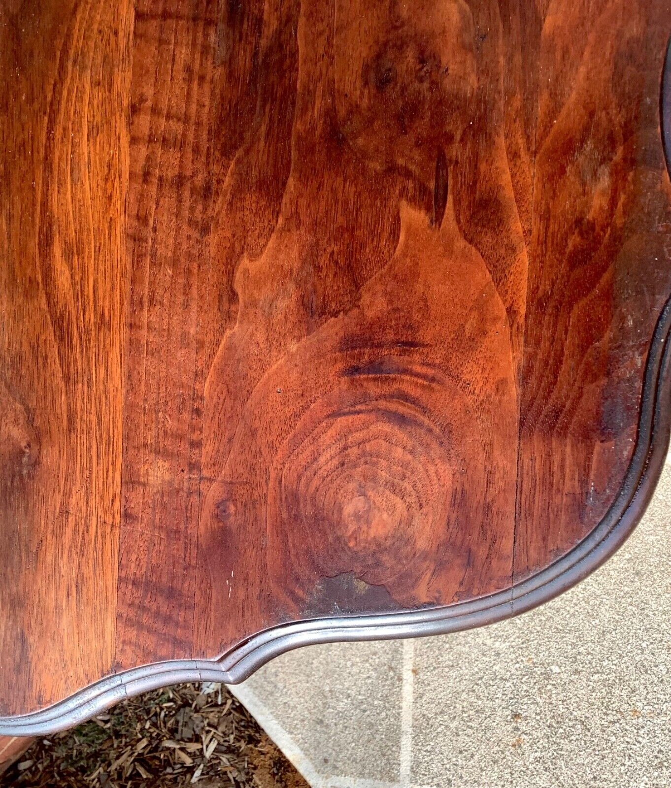 Victorian Swan Table: Late 19th Century