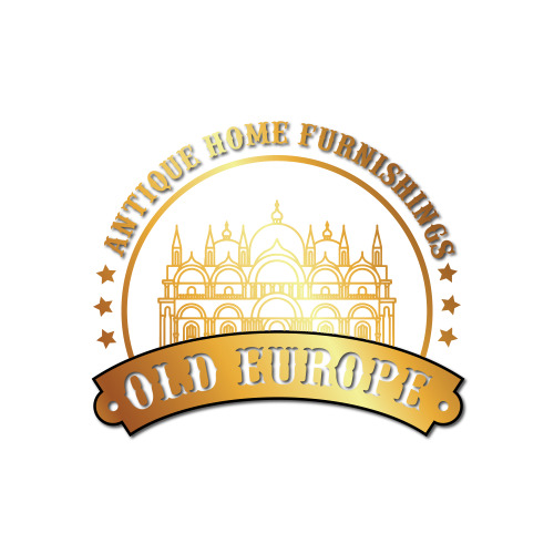 Italian Gilt and Carved Wood Throne Chairs Set