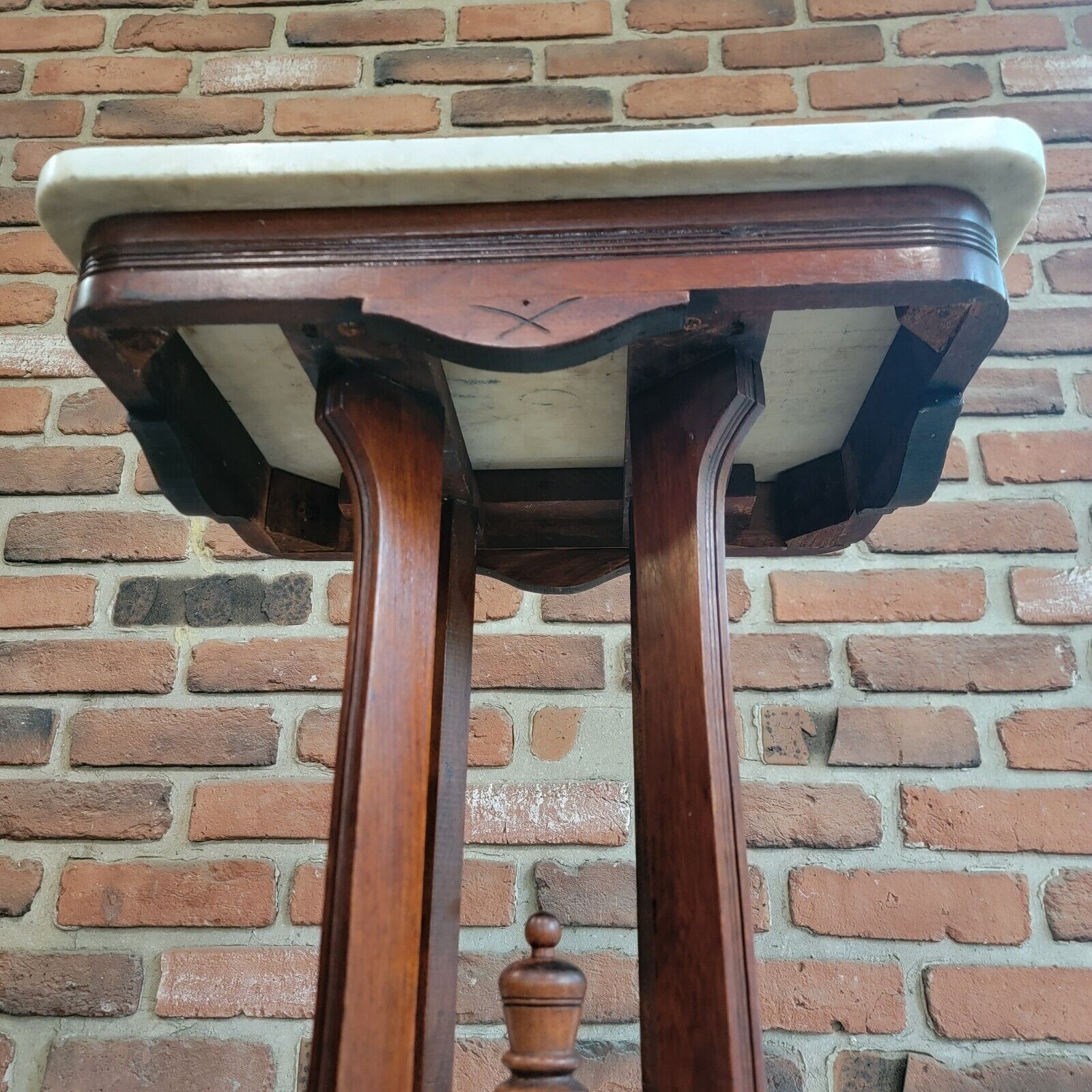 Victorian White Marble and Walnut Parlor Table - 29