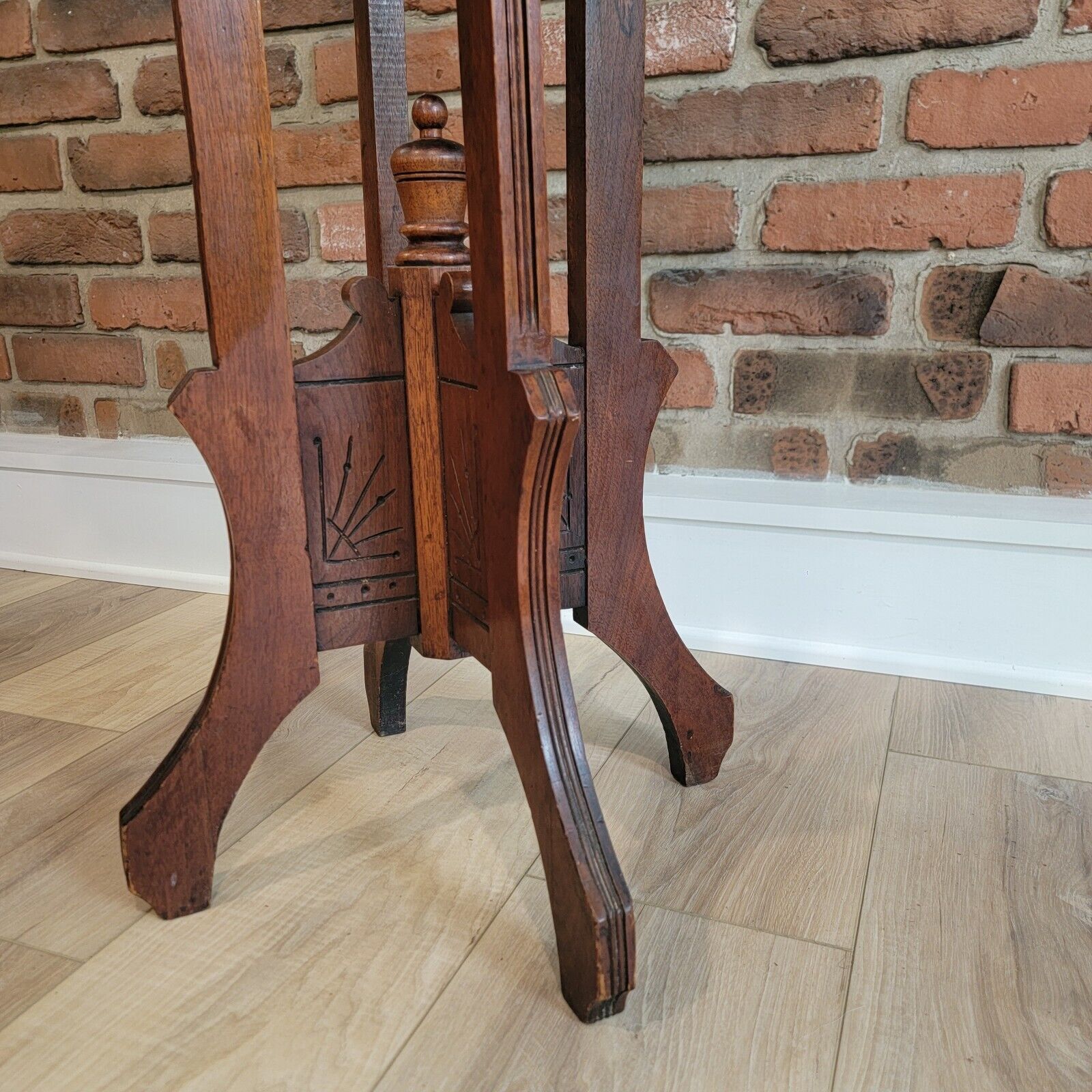 Victorian White Marble and Walnut Parlor Table - 29