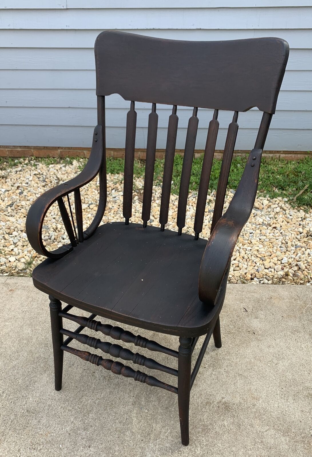 1900-20s Windsor Style Spindle High-Back Wood Armchair