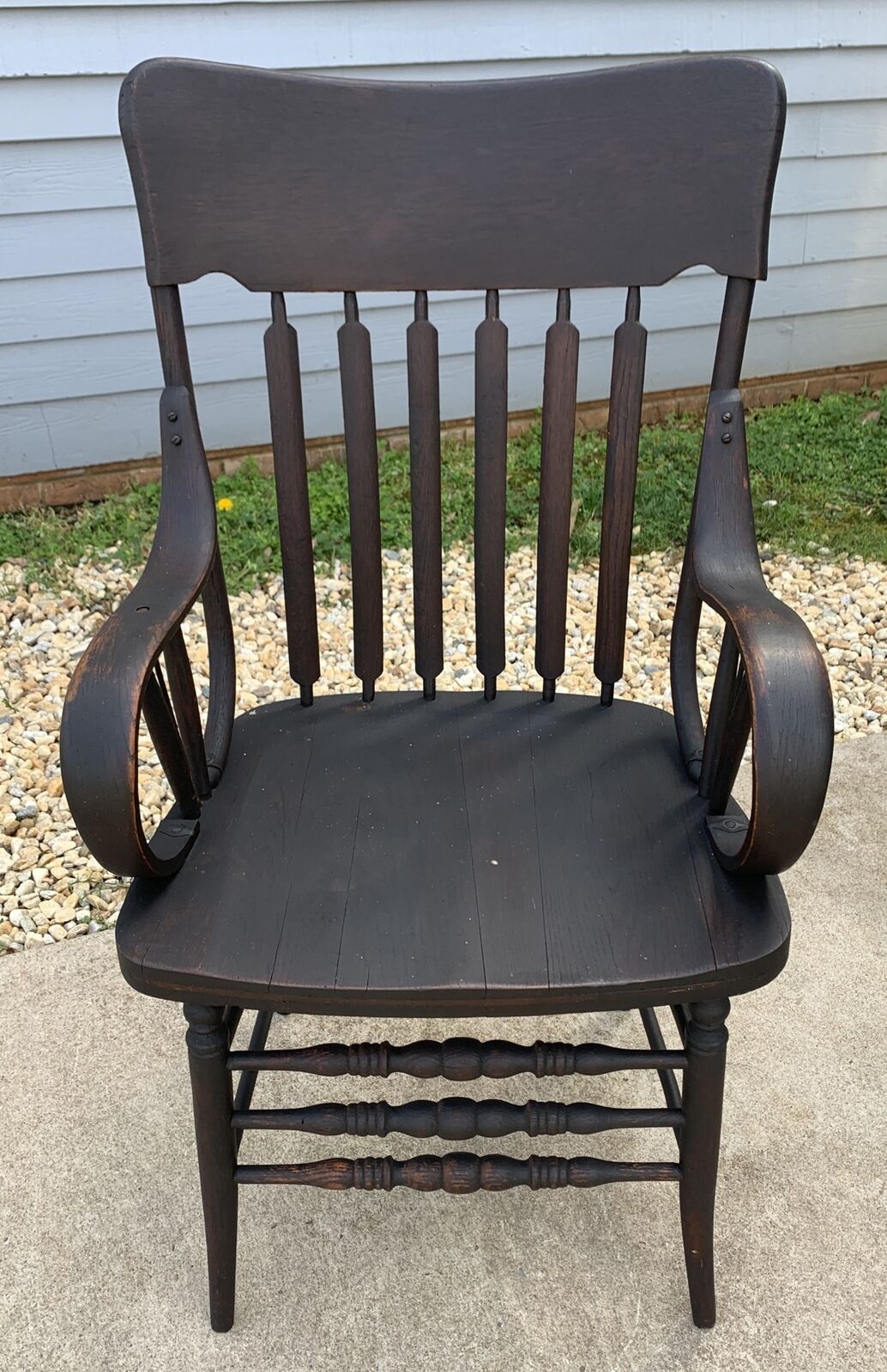 1900-20s Windsor Style Spindle High-Back Wood Armchair
