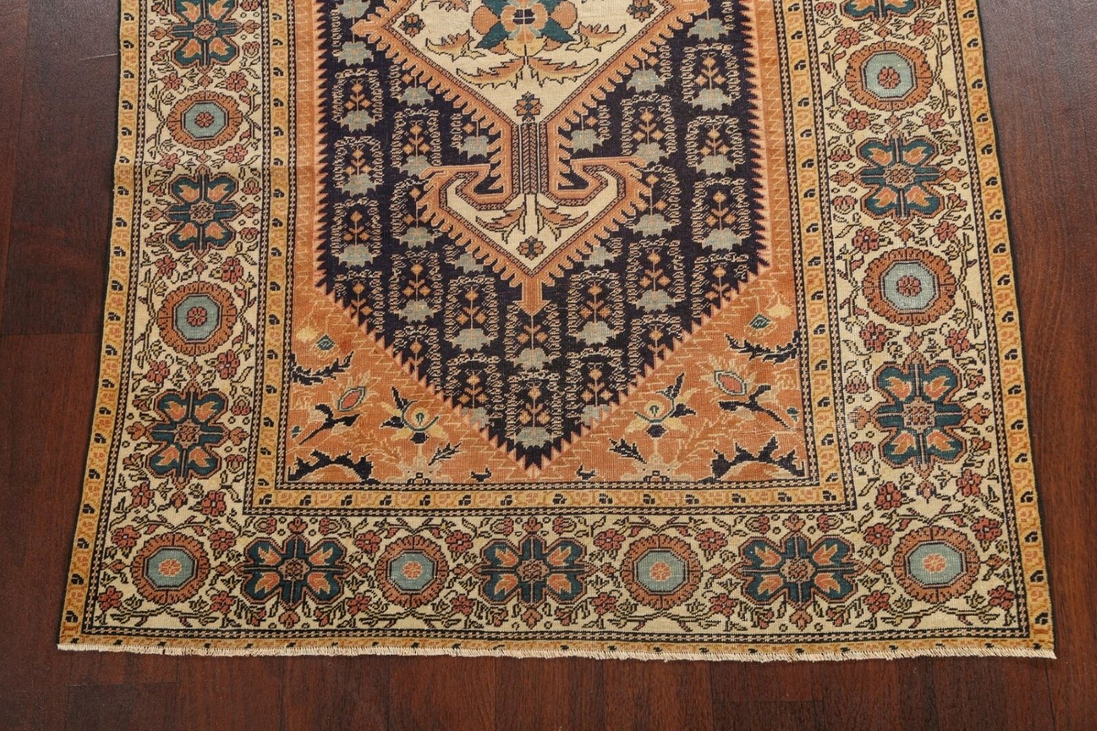 Antique Geometric Navy/Rust Sultanabad Area Rug 4x5 ft
