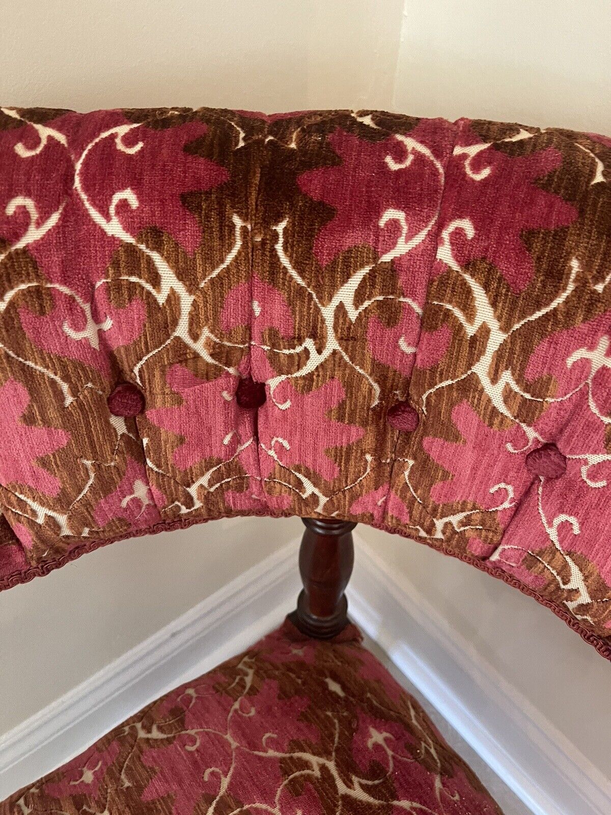 Victorian Corner Chair