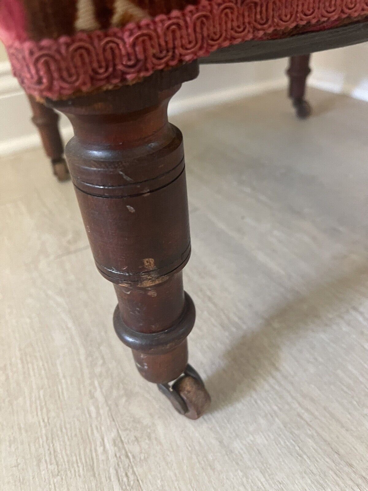Victorian Corner Chair